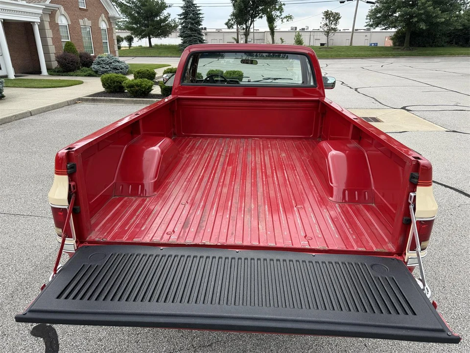 1987 GMC C/K 3rd Gen - Image 25 of 31
