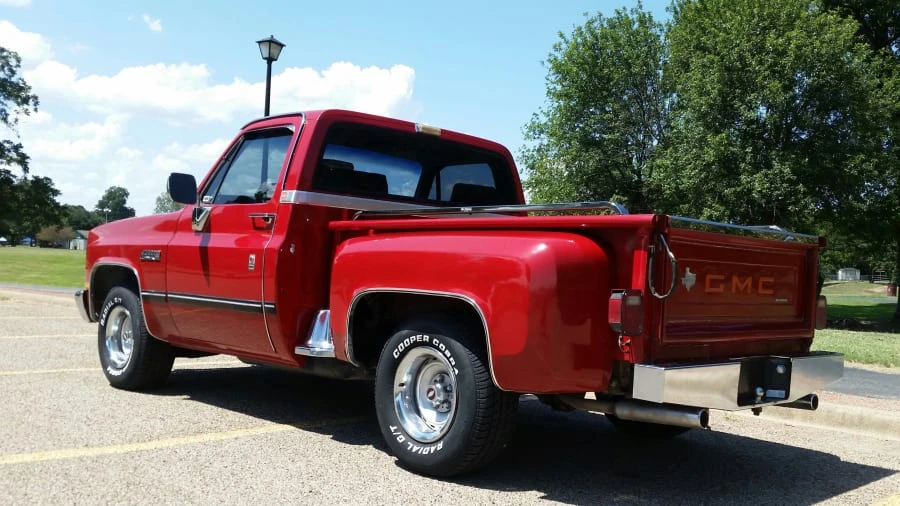 1987 GMC C/K 3rd Gen - Image 2 of 3