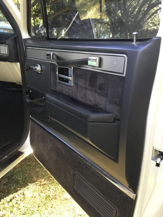 1987 GMC C/K 3rd Gen - Image 3 of 4