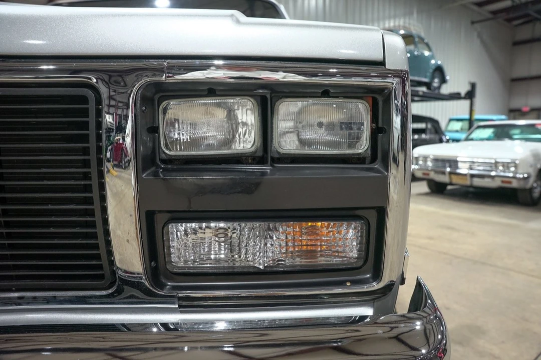 1987 GMC C/K 3rd Gen - Image 31 of 31