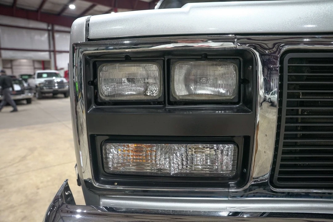 1987 GMC C/K 3rd Gen - Image 30 of 31