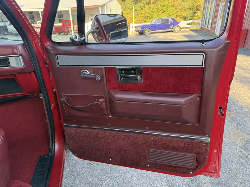 1987 GMC C/K 3rd Gen - Image 25 of 31