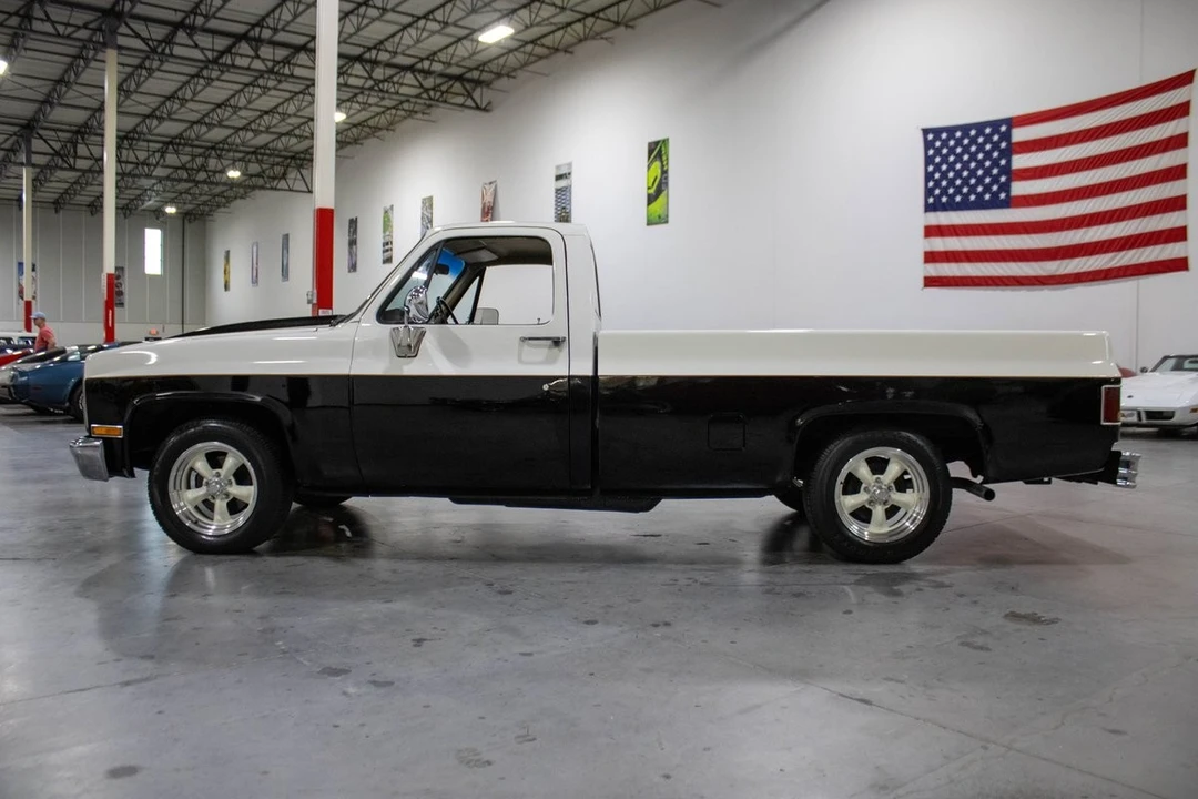 1987 GMC Sierra 1st Gen - Image 3 of 12