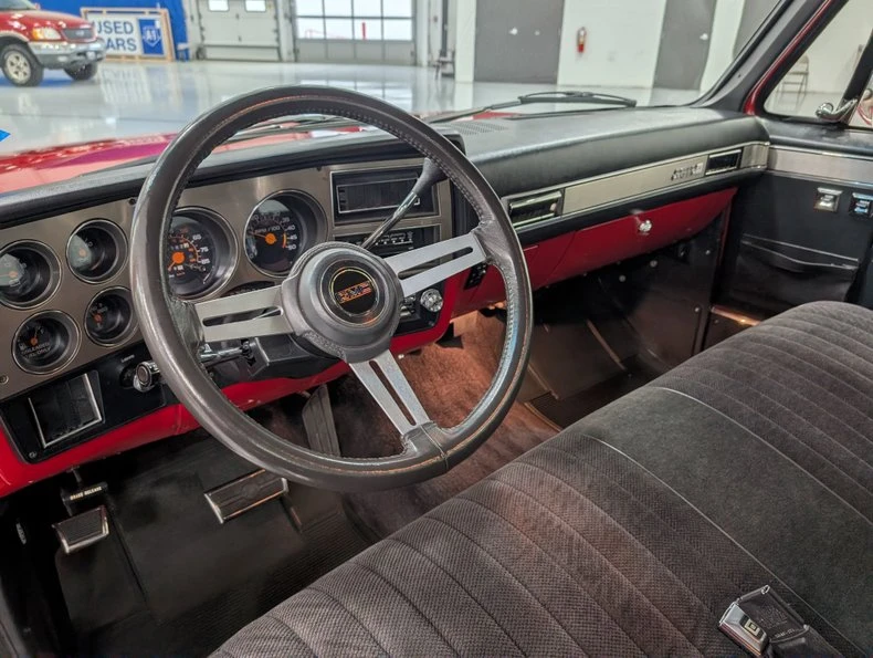 1987 GMC C/K 3rd Gen - Image 16 of 31
