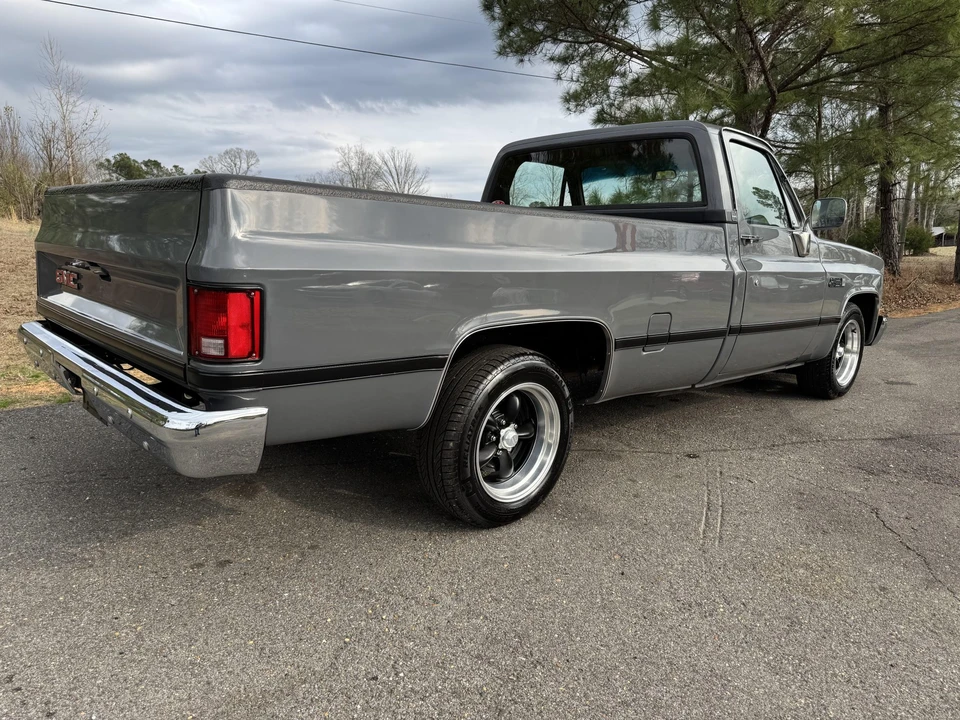 1987 GMC C/K 3rd Gen - Image 9 of 31