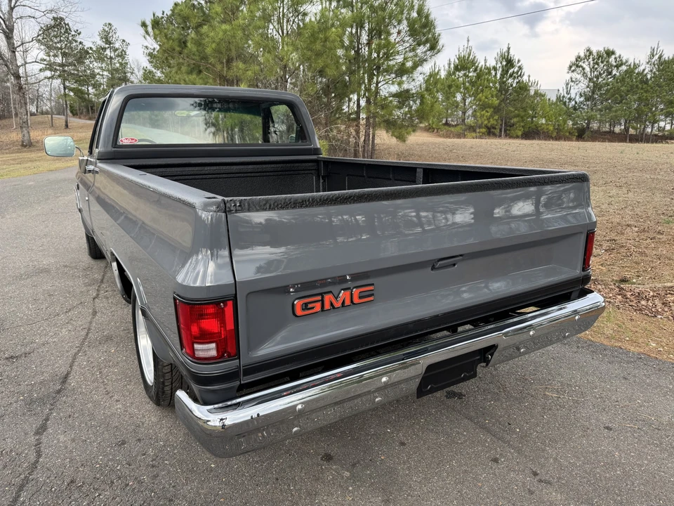 1987 GMC C/K 3rd Gen - Image 6 of 31