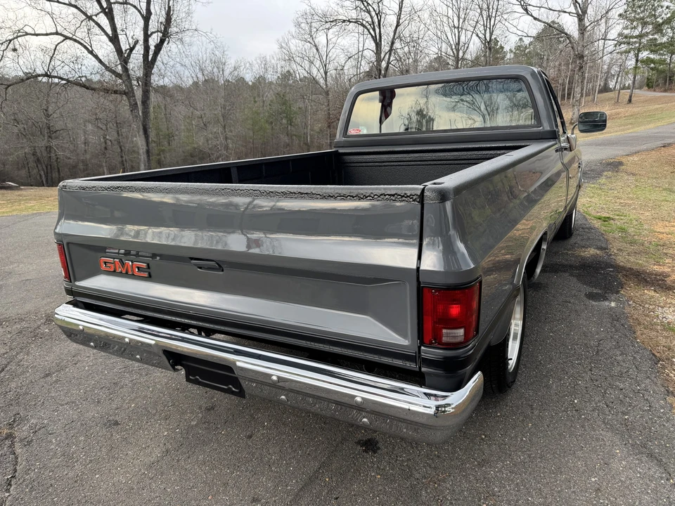 1987 GMC C/K 3rd Gen - Image 7 of 31