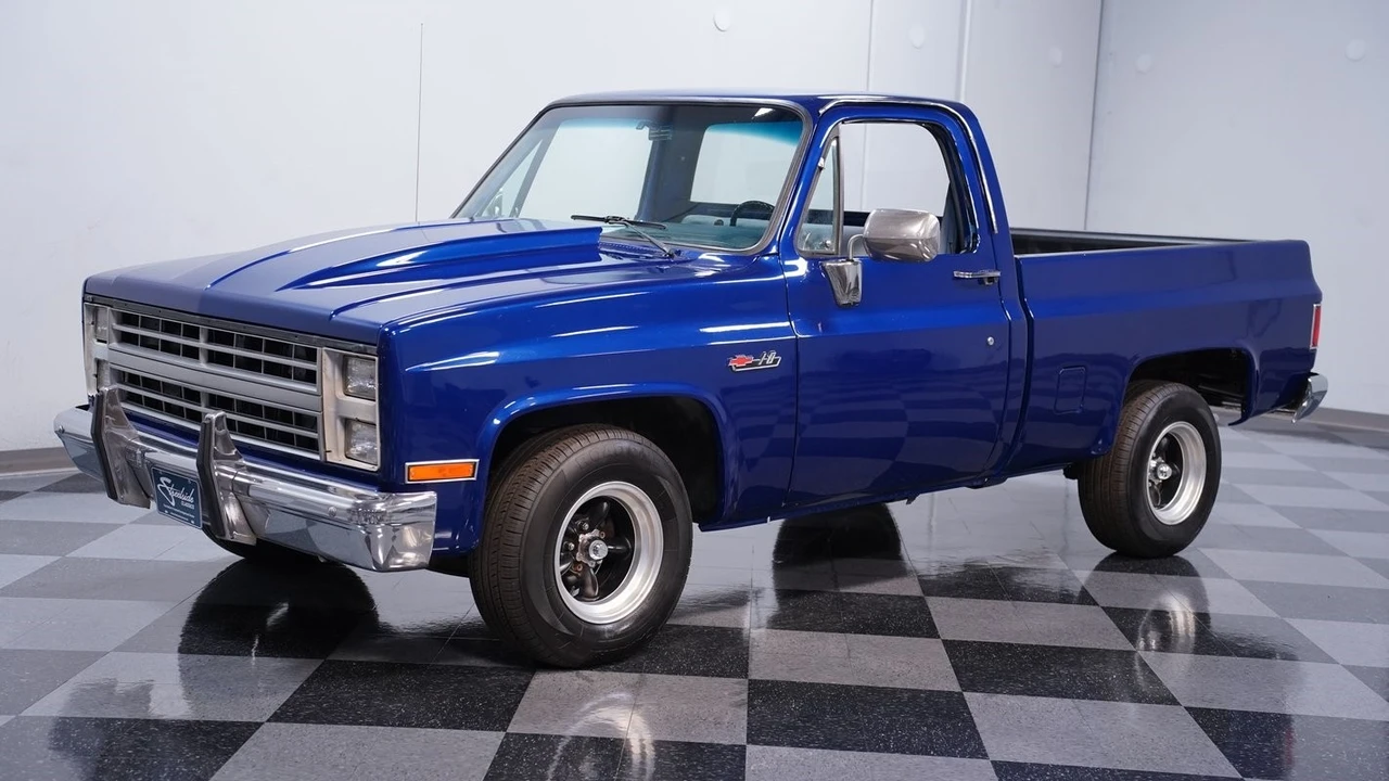 1987 GMC C/K 3rd Gen - Image 7 of 12