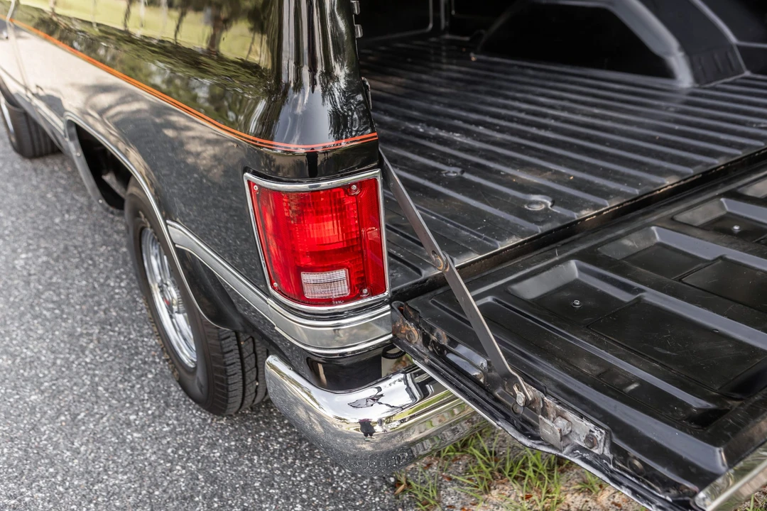 1987 GMC C/K 3rd Gen - Image 25 of 31