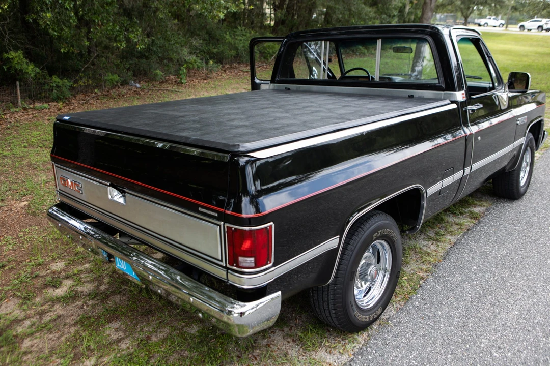 1987 GMC C/K 3rd Gen - Image 11 of 31