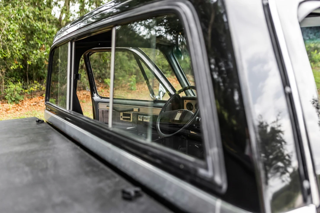 1987 GMC C/K 3rd Gen - Image 29 of 31