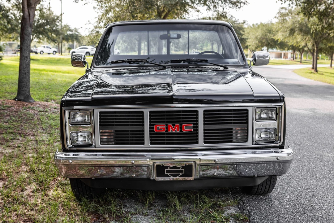 1987 GMC C/K 3rd Gen - Image 3 of 31