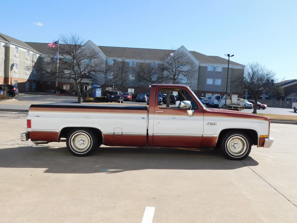 1987 GMC C/K 3rd Gen - Image 13 of 31