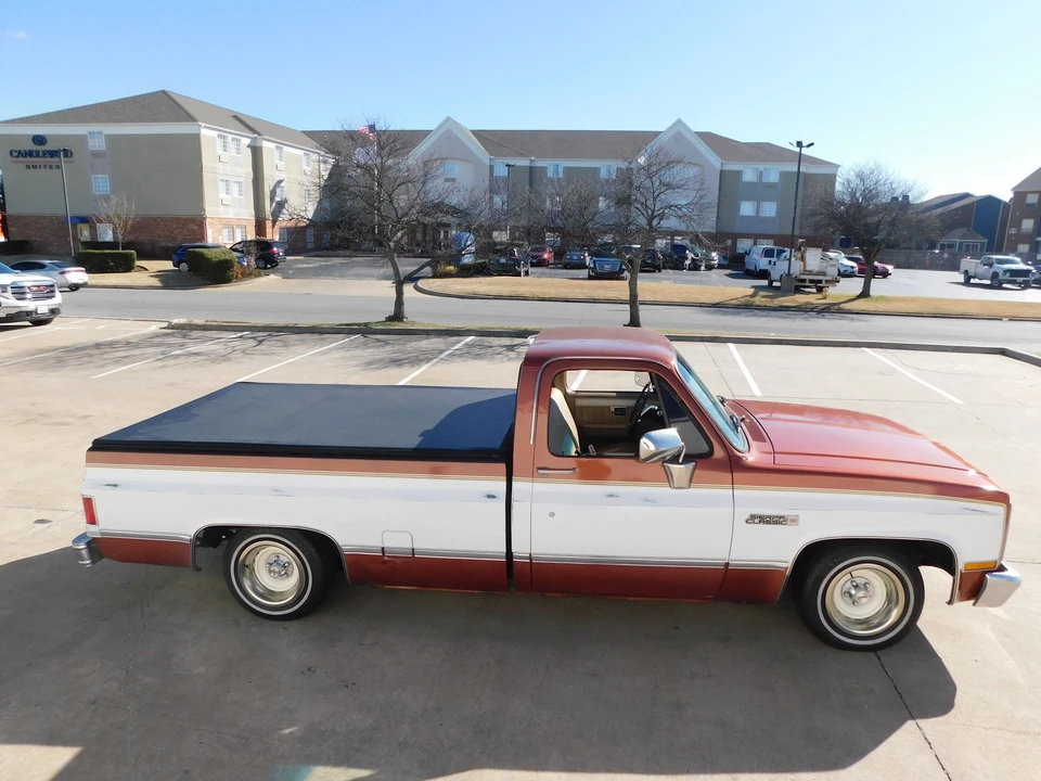 1987 GMC C/K 3rd Gen - Image 15 of 31