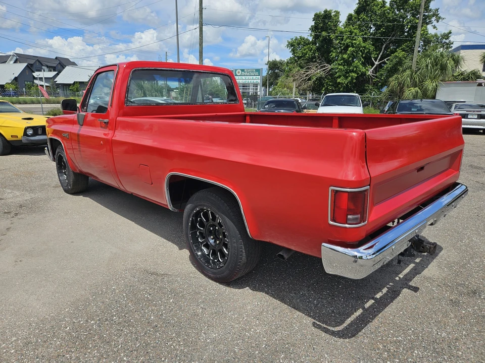 1987 GMC C/K 3rd Gen - Image 6 of 31