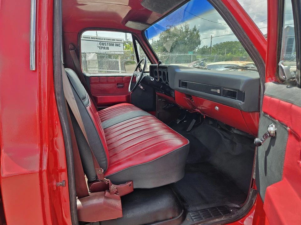 1987 GMC C/K 3rd Gen - Image 26 of 31