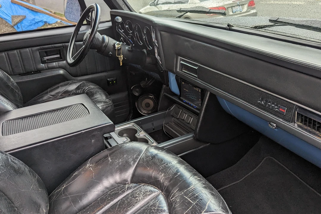 1987 GMC C/K 3rd Gen - Image 25 of 31