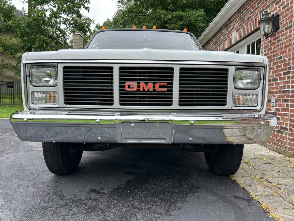 1987 GMC Sierra - Image 5 of 31