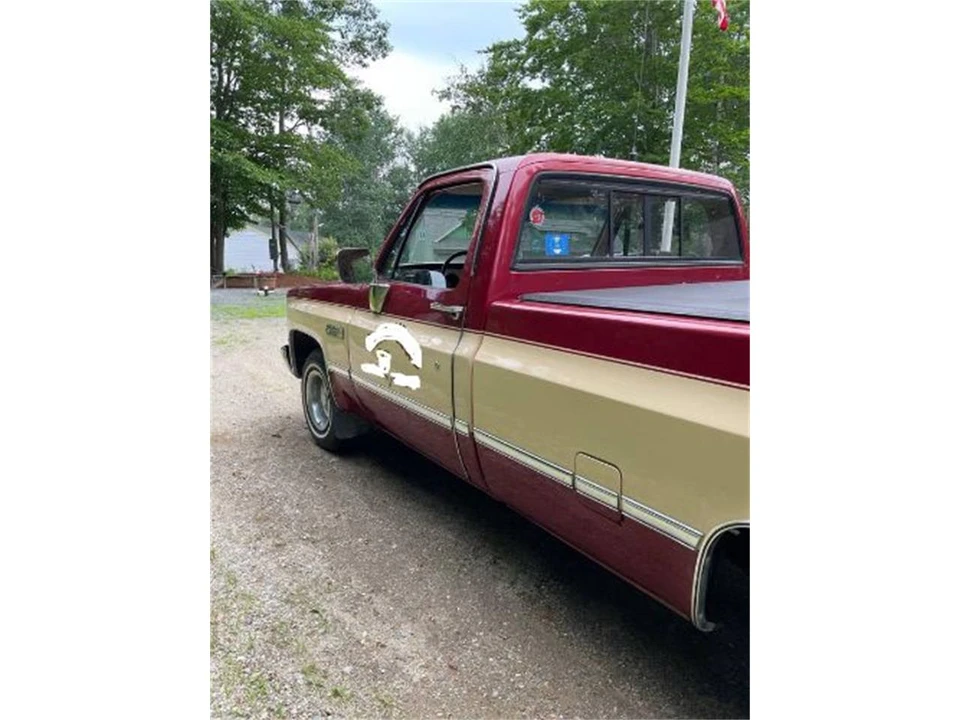 1987 GMC Sierra - Image 2 of 9