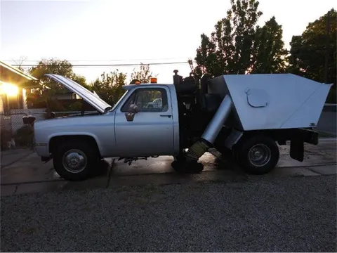 1987 GMC Sierra 1-Ton Work Truck