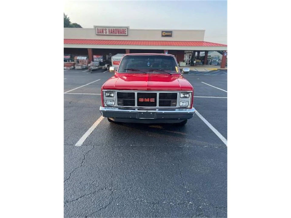 1987 GMC Sierra - Image 9 of 13