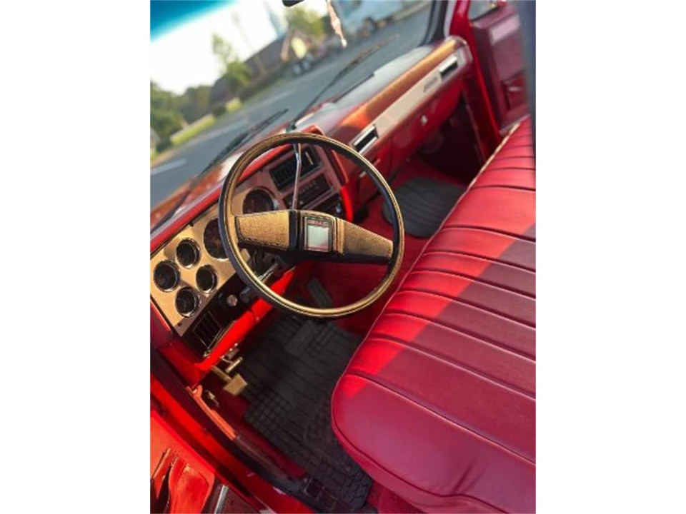 1987 GMC Sierra - Image 7 of 13