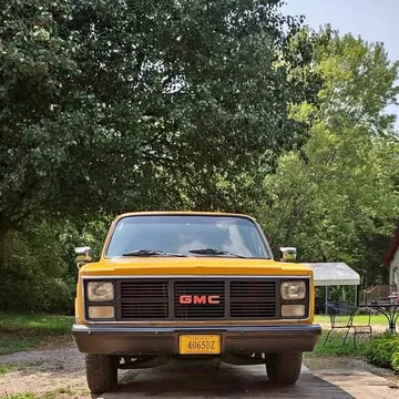 1987 GMC Sierra 131.5" WB