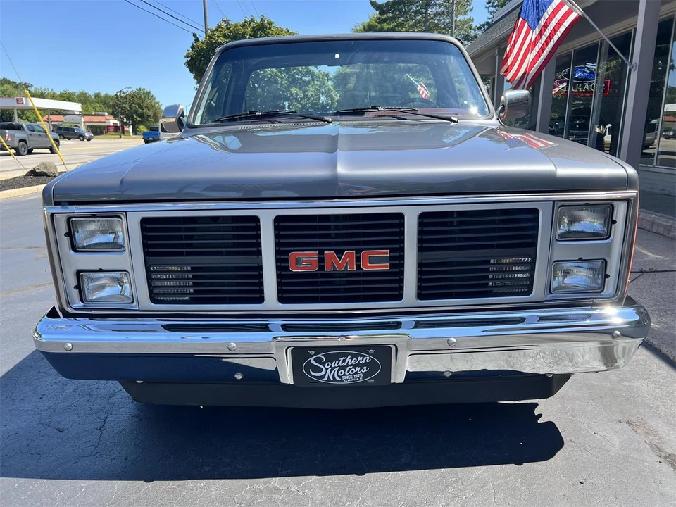1987 GMC Sierra - Image 3 of 27