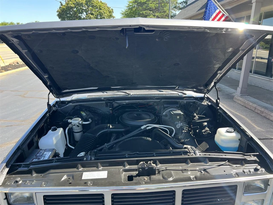 1987 GMC Sierra - Image 9 of 27