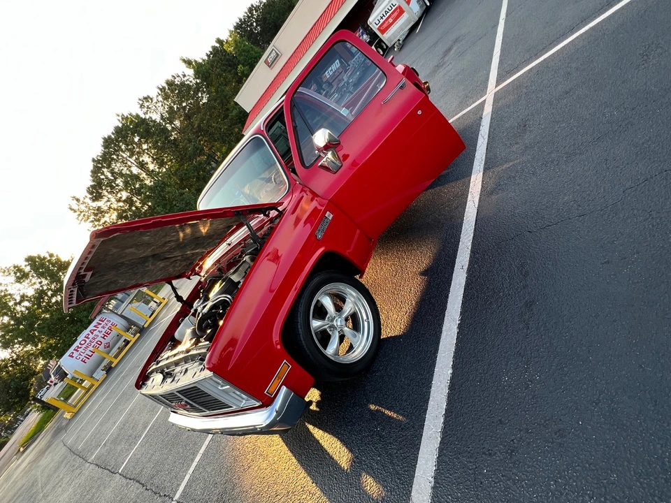 1987 GMC Sierra 1st Gen - Image 10 of 21