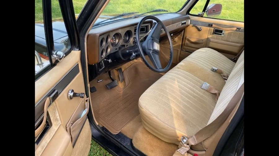 1987 GMC C/K 3rd Gen - Image 7 of 12