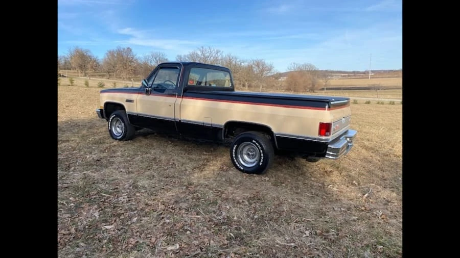 1987 GMC C/K 3rd Gen - Image 5 of 12