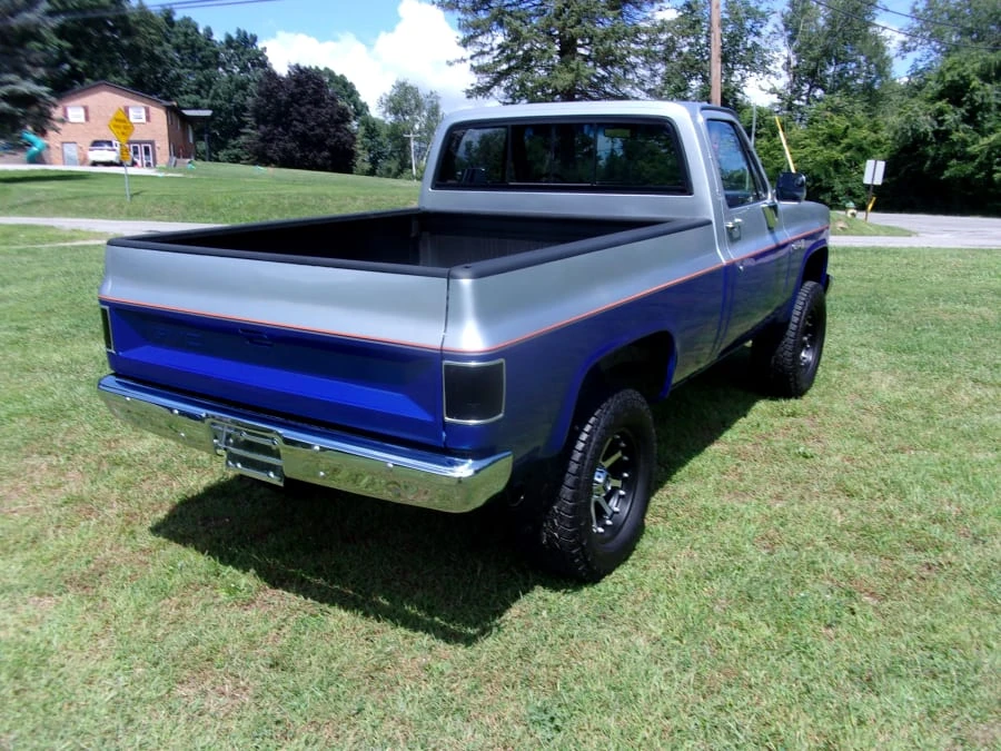 1987 GMC C/K 3rd Gen - Image 8 of 10