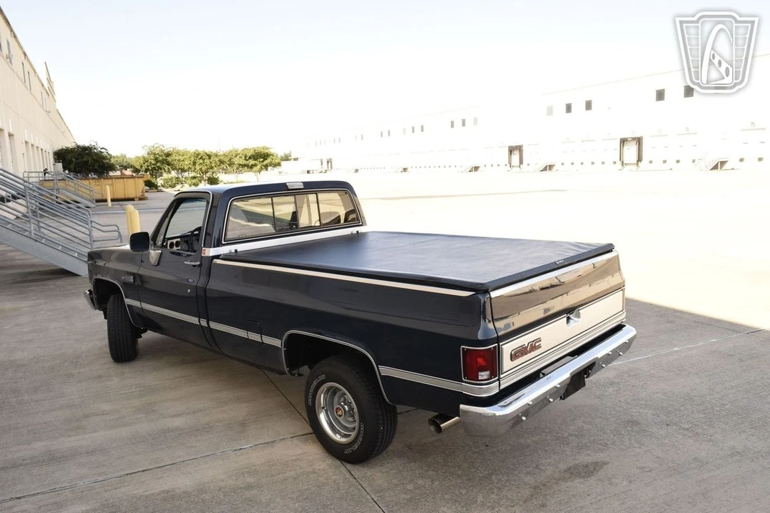 1987 GMC Sierra 1st Gen - Image 8 of 12