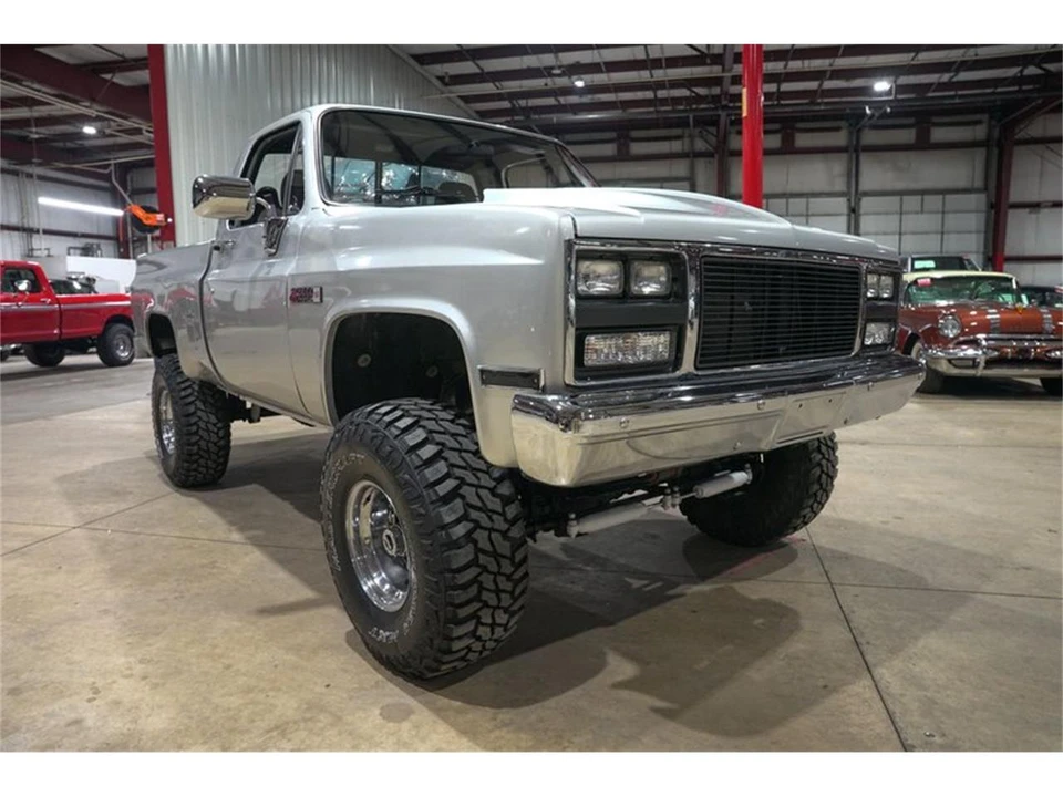 1987 GMC Sierra - Image 12 of 31