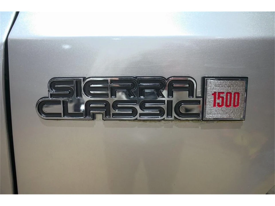 1987 GMC Sierra - Image 22 of 31