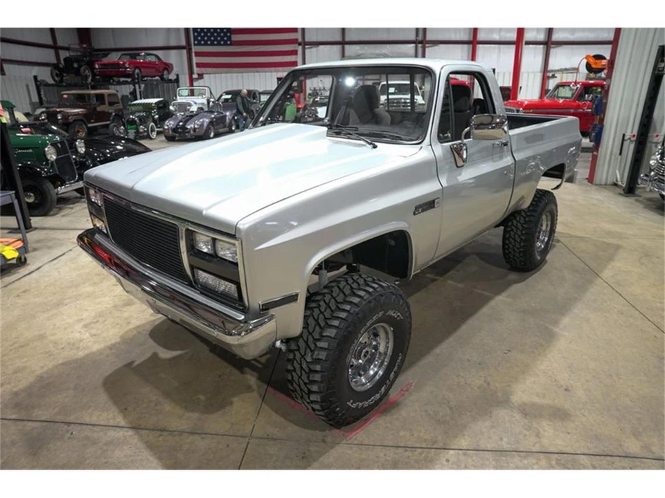 1987 GMC Sierra - Image 15 of 31