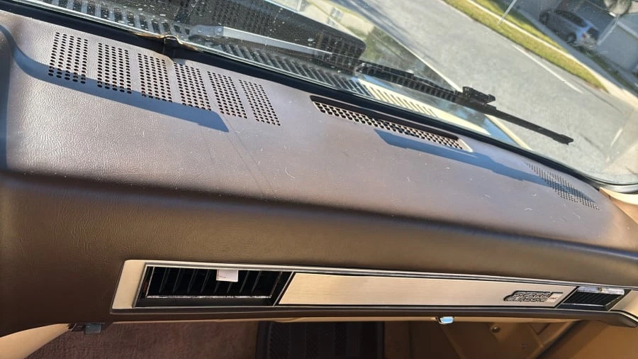 1987 GMC Sierra - Image 20 of 24