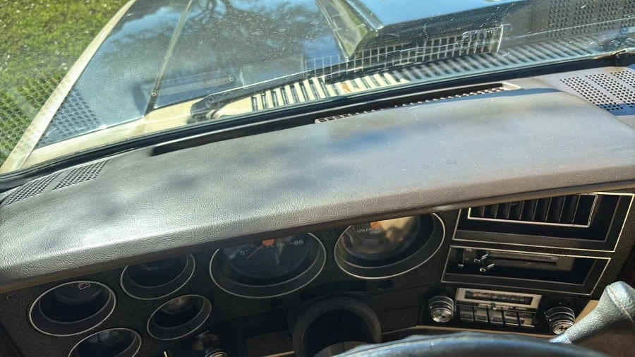 1987 GMC Sierra - Image 21 of 24