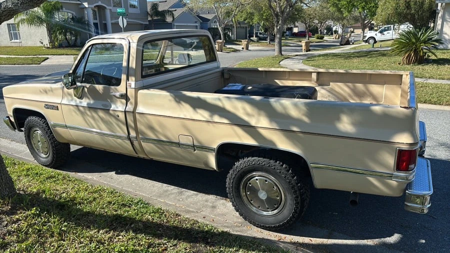 1987 GMC Sierra - Image 9 of 24