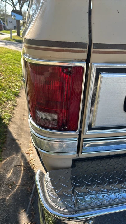 1987 GMC Sierra - Image 8 of 24
