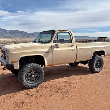1987 GMC Sierra 2500 Regular Cab Pickup 2D 8 ft