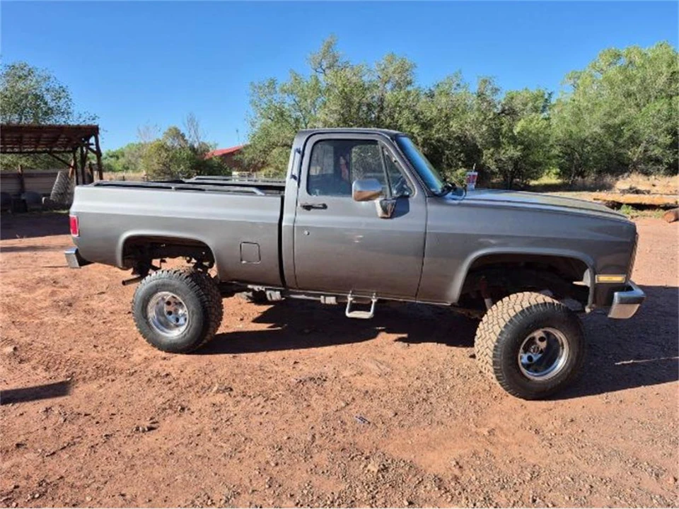 1987 GMC Sierra - Image 7 of 8