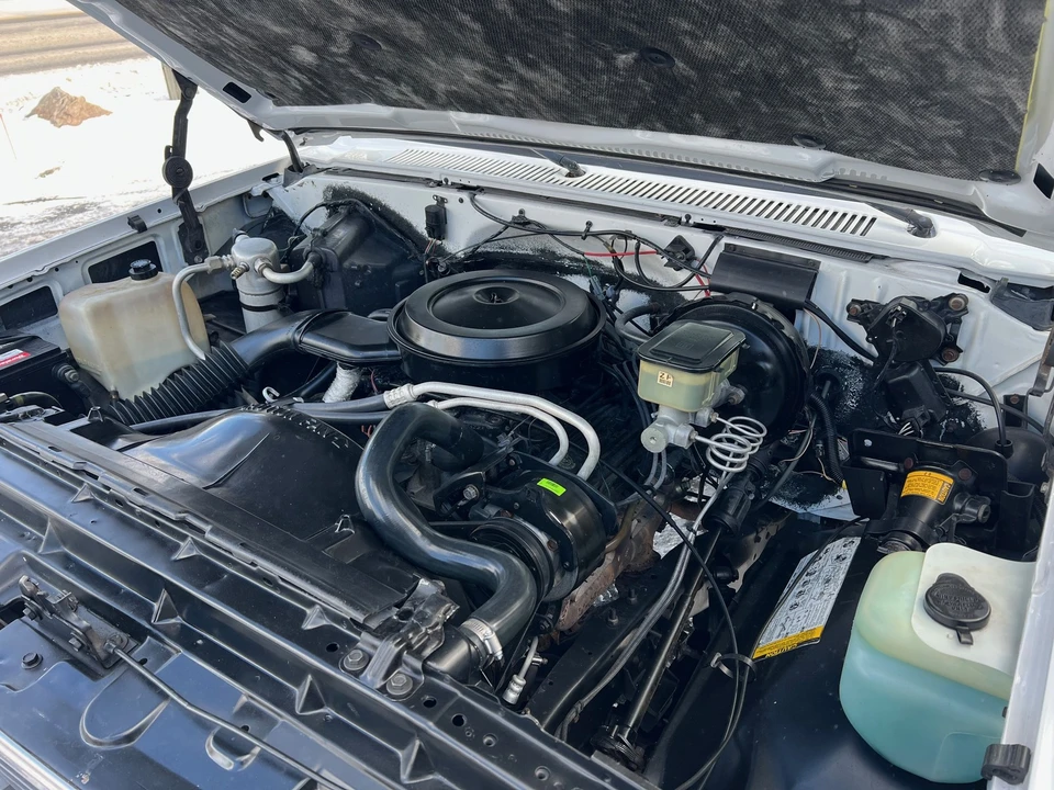 1987 GMC Sierra 1st Gen - Image 8 of 21