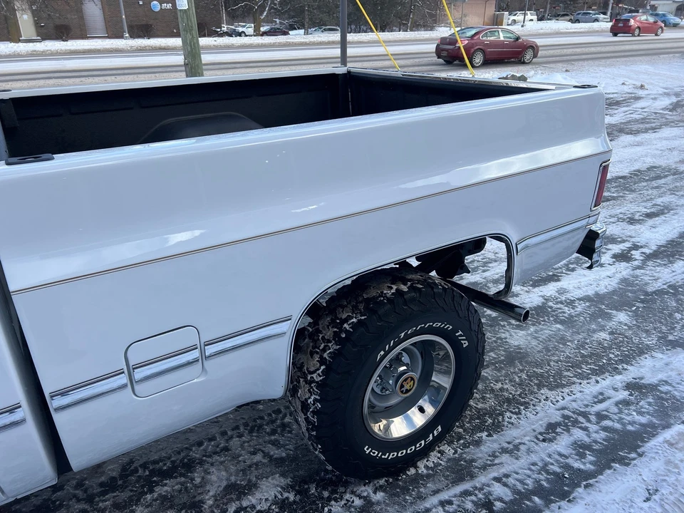 1987 GMC Sierra 1st Gen - Image 18 of 21