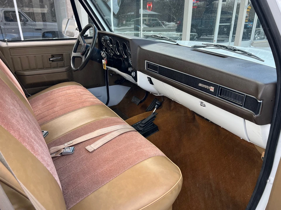1987 GMC Sierra 1st Gen - Image 15 of 21