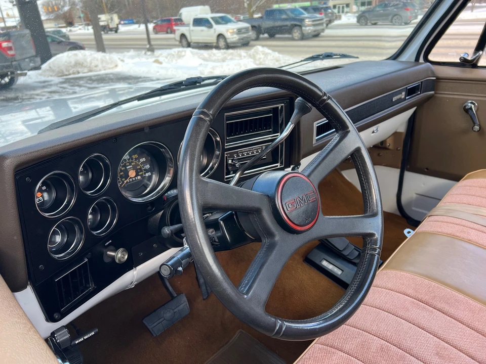 1987 GMC Sierra 1st Gen - Image 10 of 21