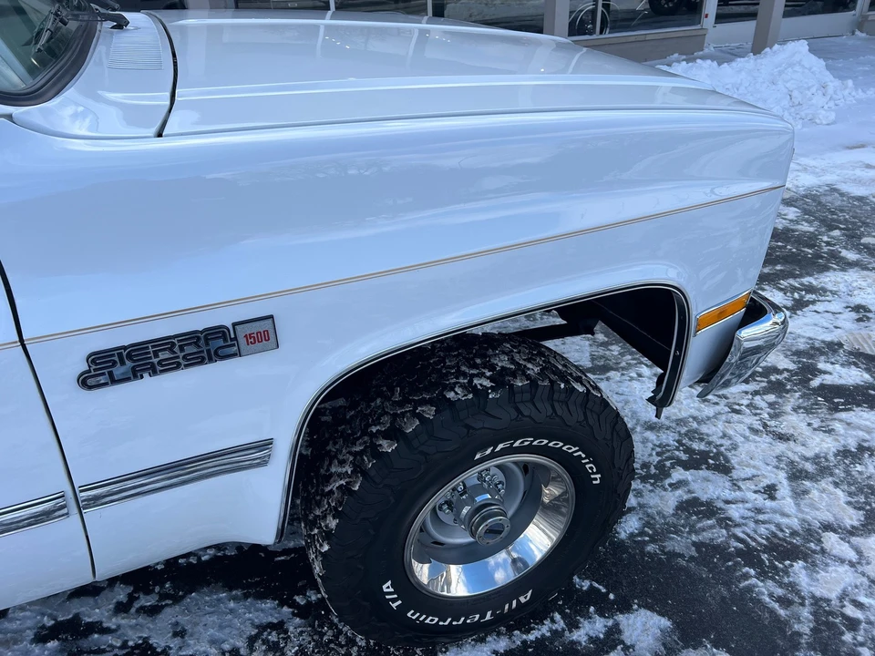 1987 GMC Sierra 1st Gen - Image 2 of 21