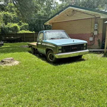 1987 GMC Sierra 1500 Regular Cab SL Pickup 2D 8 ft