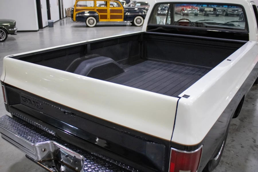 1987 GMC C/K 3rd Gen - Image 13 of 31